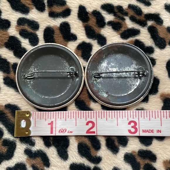 PAT BENATAR ❤️ THE PRETENDERS Vintage Rock Button Pin Pinback Rock  Collectible - Picture 4 of 11